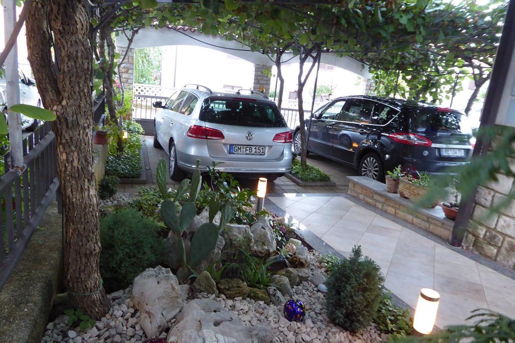 Villa Tina Porec Bagian luar foto