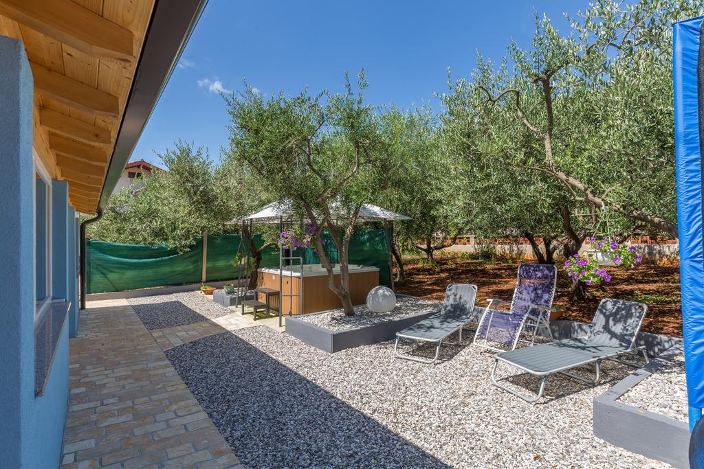 Villa Tina Porec Bagian luar foto